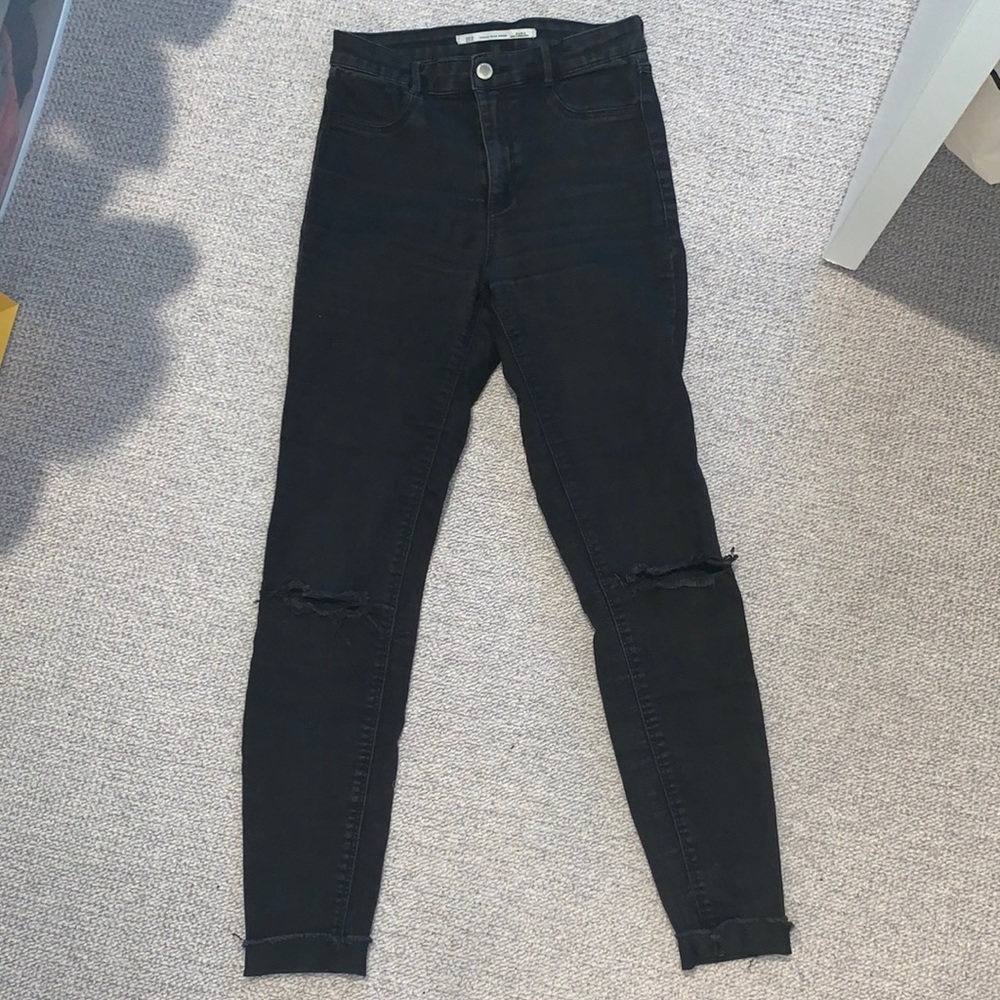 Black skinny jeans